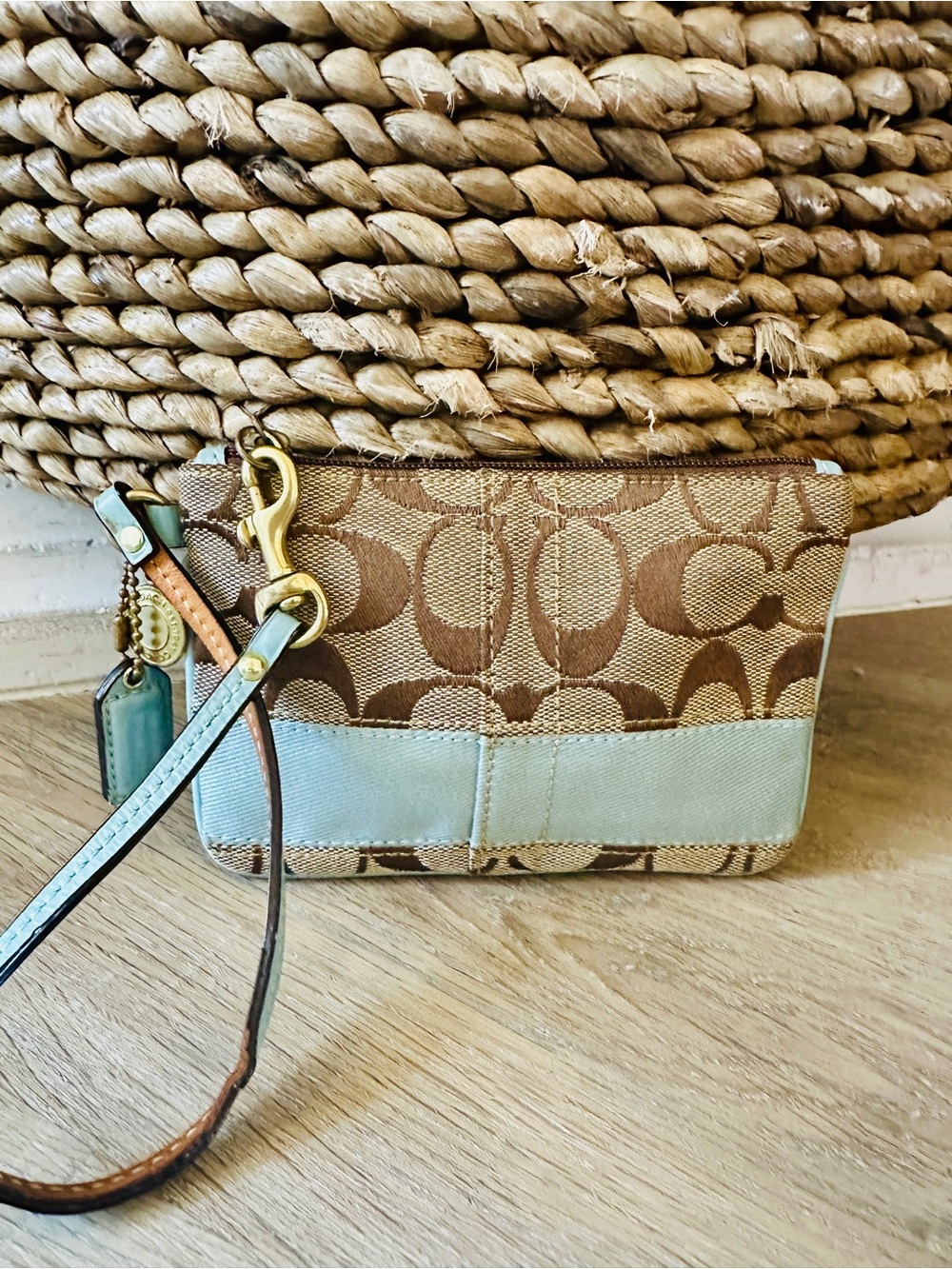 Coach Signature Stripe Wristlet khaki/brown w/light blue accents Y2K